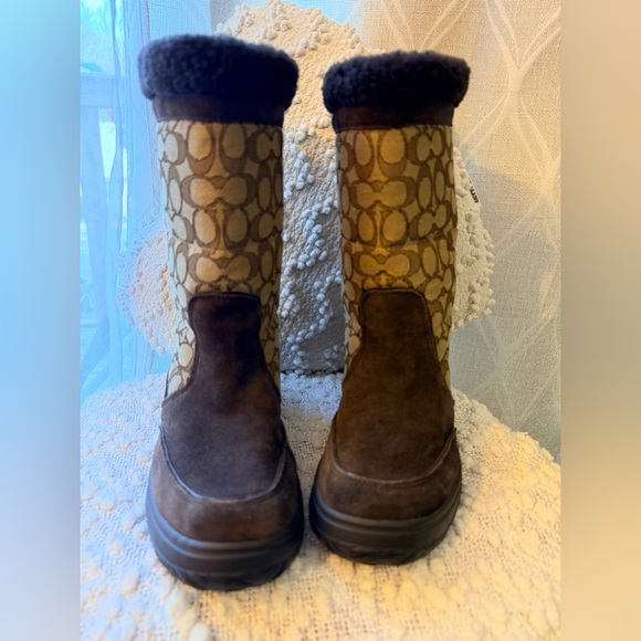 Coach Shoes - Coach Monogram Shearling Boots sz 11